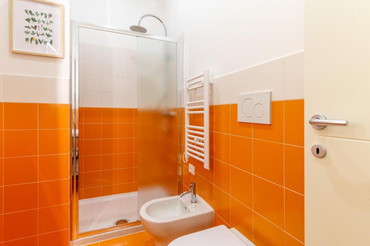 טריאסטה Lovely And Tiny Pied-A-Terre In The City Center מראה חיצוני תמונה