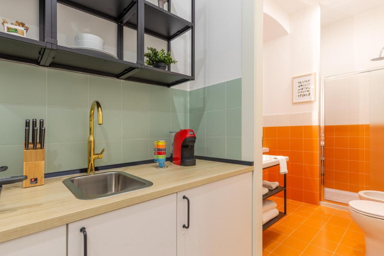טריאסטה Lovely And Tiny Pied-A-Terre In The City Center מראה חיצוני תמונה